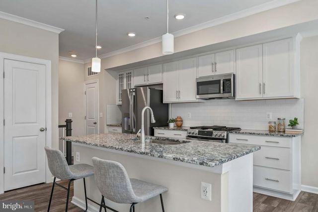 15500 SMOKE BOX WAY, Woodbridge, VA 22191