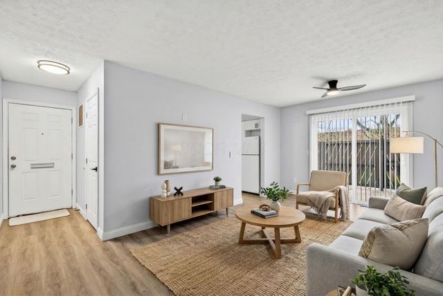 1557 Jennifer Court, B, Columbus, OH 43232