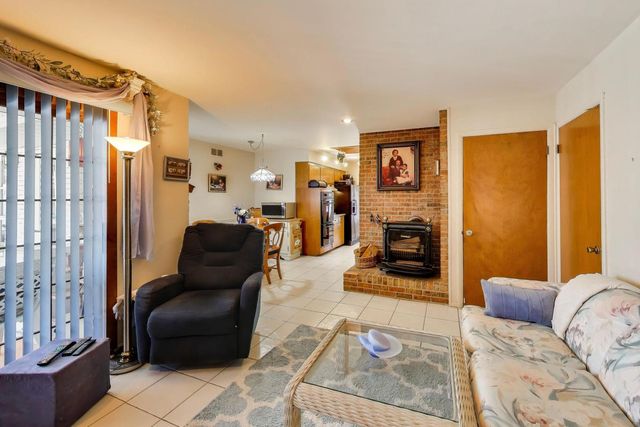 16827 Parkside Avenue, South Holland, IL 60473