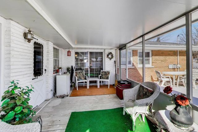 16827 Parkside Avenue, South Holland, IL 60473