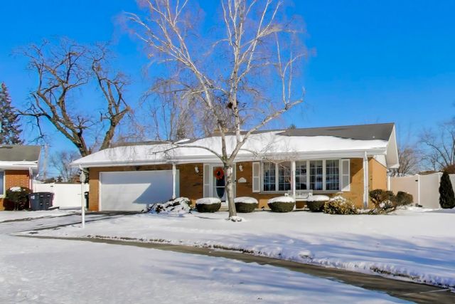 16827 Parkside Avenue, South Holland, IL 60473