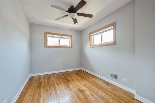 1718 Hovland Court, Evanston, IL 60201