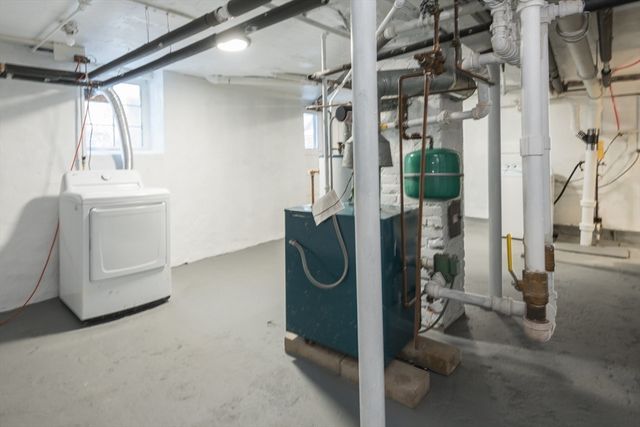 21 Upcrest Rd, Boston, MA 02135