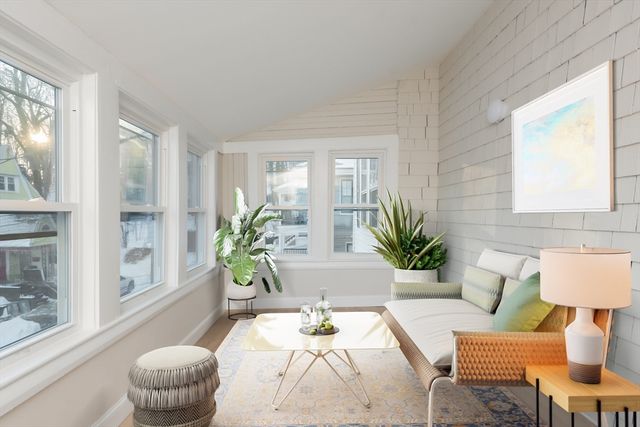 21 Upcrest Rd, Boston, MA 02135