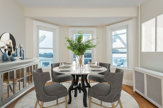 21 Upcrest Rd, Boston, MA 02135