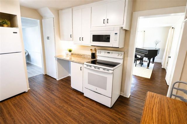 405 Russell Street, Lathrop, MO 64465