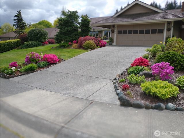 2460 215th Place SW, Brier, WA 98036