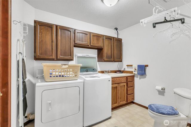 2460 215th Place SW, Brier, WA 98036