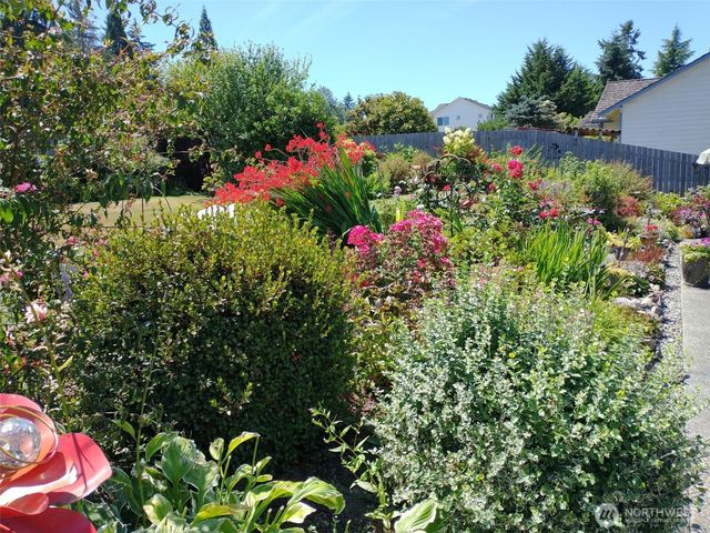 2460 215th Place SW, Brier, WA 98036