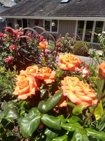 2460 215th Place SW, Brier, WA 98036