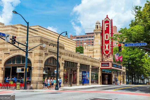 3268 Lions Ruby Lane, Atlanta, GA 30349