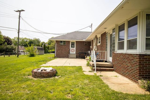 533 Leslie Drive, Newark, OH 43055