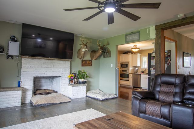533 Leslie Drive, Newark, OH 43055