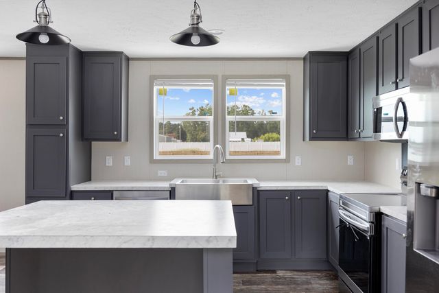 113 Alice Allene Ct, Myrtle Beach, SC 29588