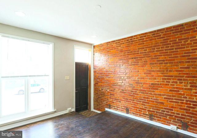 1114 W CROSS ST, Baltimore, MD 21230