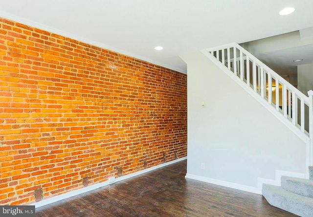 1114 W CROSS ST, Baltimore, MD 21230