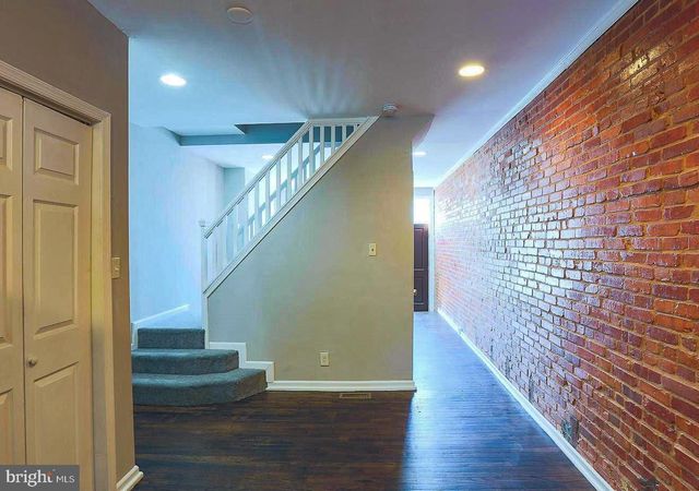 1114 W CROSS ST, Baltimore, MD 21230