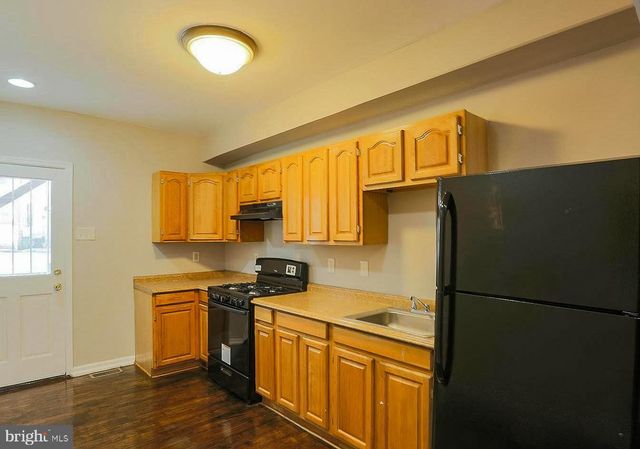 1114 W CROSS ST, Baltimore, MD 21230