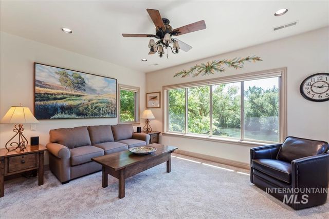 215 W Riverbridge Ln, Eagle, ID 83616