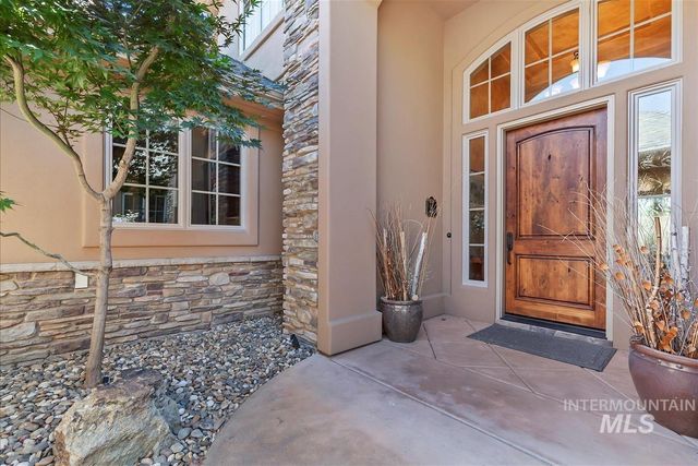 215 W Riverbridge Ln, Eagle, ID 83616