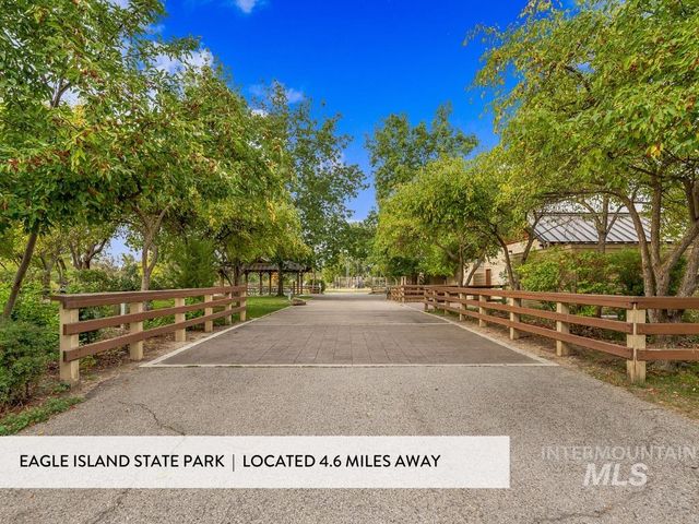 215 W Riverbridge Ln, Eagle, ID 83616