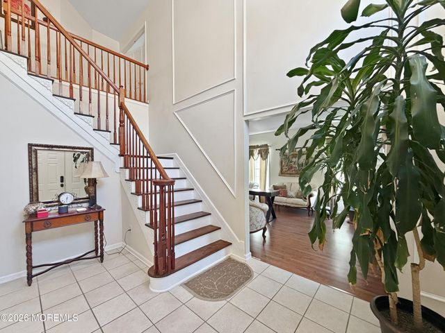 26 Gristmill Road, Howell, NJ 07731