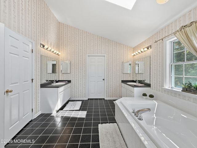 26 Gristmill Road, Howell, NJ 07731