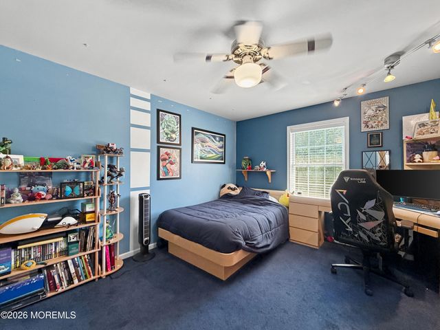 26 Gristmill Road, Howell, NJ 07731