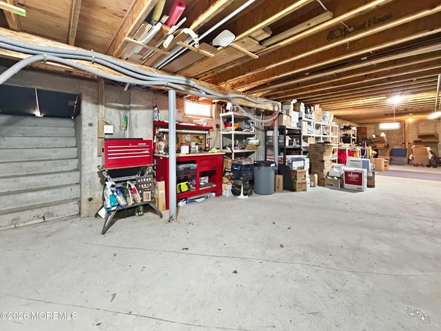 26 Gristmill Road, Howell, NJ 07731