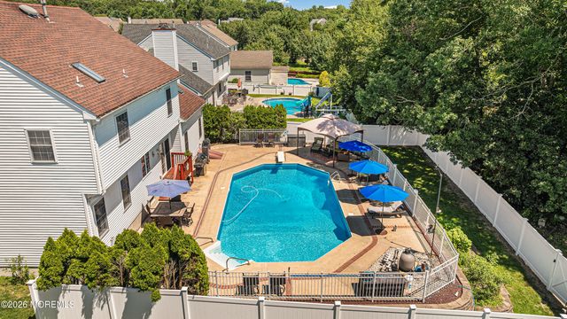 26 Gristmill Road, Howell, NJ 07731