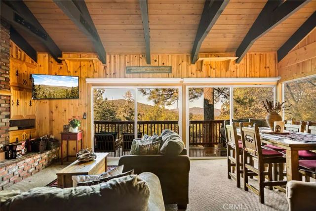 43897 Yosemite Drive, Big Bear Lake, CA 92315