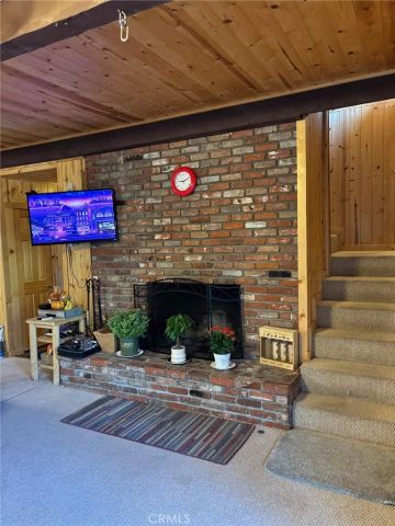 43897 Yosemite Drive, Big Bear Lake, CA 92315