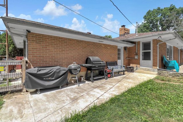 8888 Archer Place, Washington Twp, OH 45458