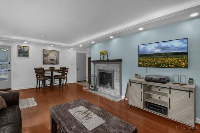 8888 Archer Place, Washington Twp, OH 45458