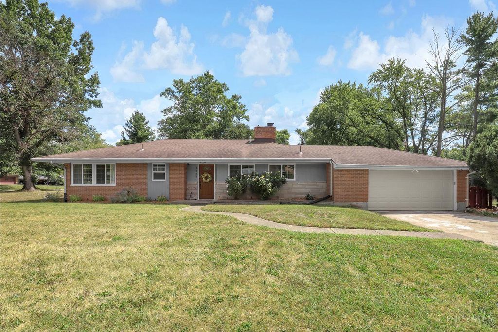 8888 Archer Place, Washington Twp, OH 45458