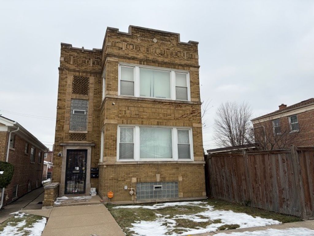 10226 S Vernon Avenue 2, Chicago, IL 60628