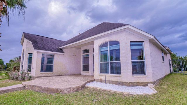 17915 Harbour Bridge Point Drive, Cypress, TX 77429
