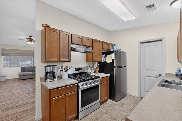 21 Trade Court Court, Edgewood, NM 87015