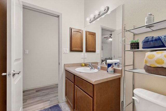 21 Trade Court Court, Edgewood, NM 87015