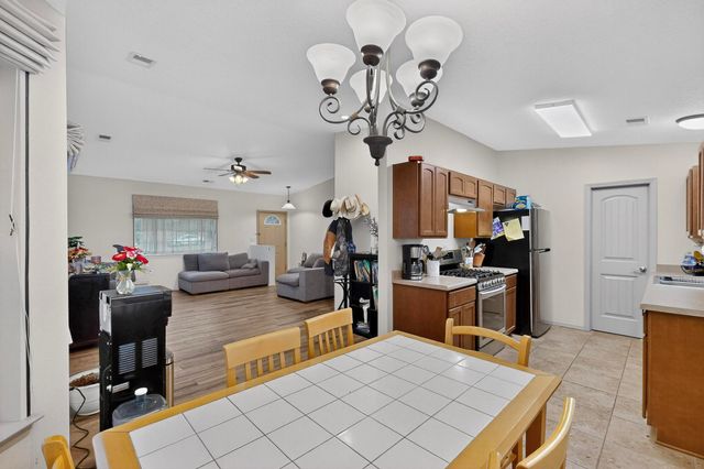 21 Trade Court Court, Edgewood, NM 87015