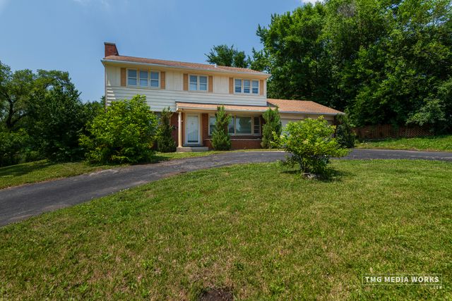3S138 Park Boulevard, Glen Ellyn, IL 60137