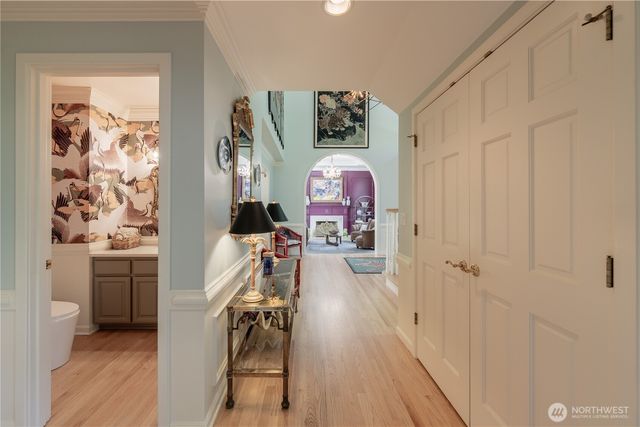21835 NE 104th Place, Redmond, WA 98053