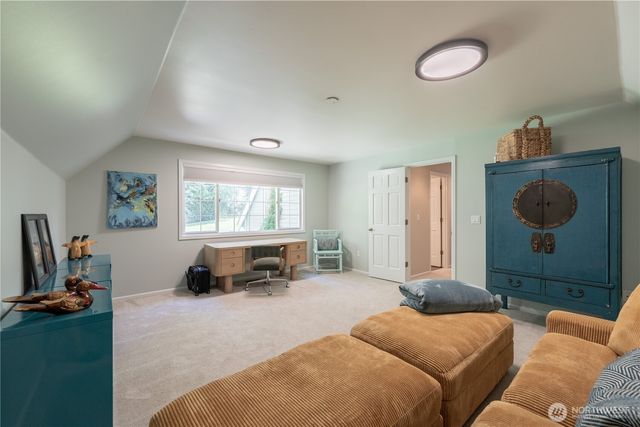 21835 NE 104th Place, Redmond, WA 98053