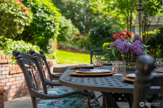 21835 NE 104th Place, Redmond, WA 98053