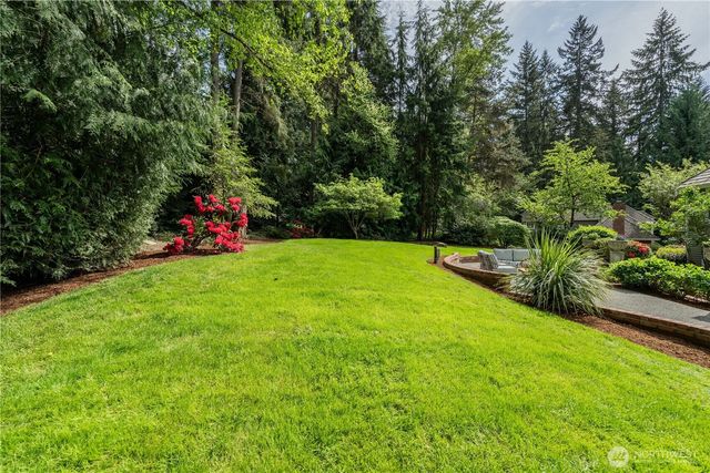 21835 NE 104th Place, Redmond, WA 98053