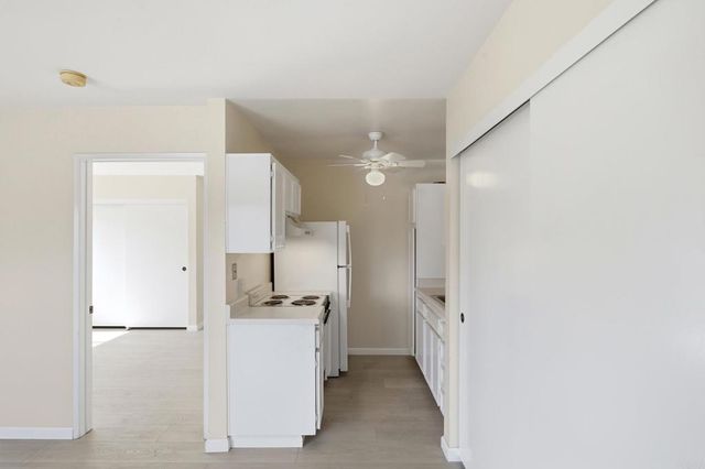 6650 Amherst Street 19C, San Diego, CA 92115