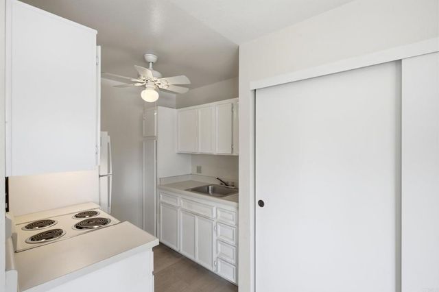 6650 Amherst Street 19C, San Diego, CA 92115