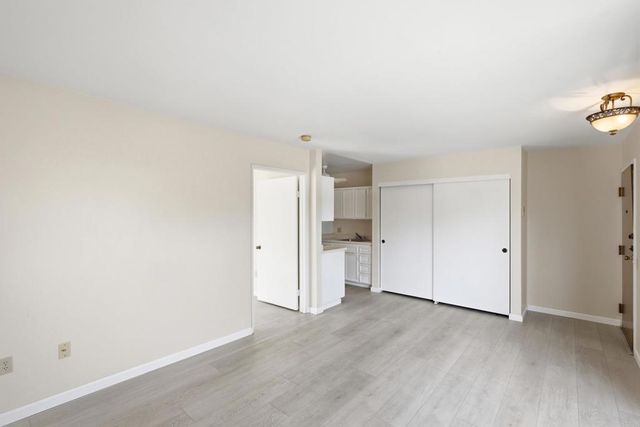 6650 Amherst Street 19C, San Diego, CA 92115