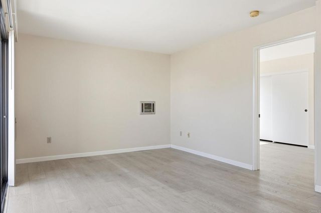 6650 Amherst Street 19C, San Diego, CA 92115