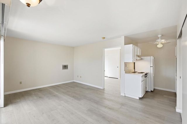 6650 Amherst Street 19C, San Diego, CA 92115